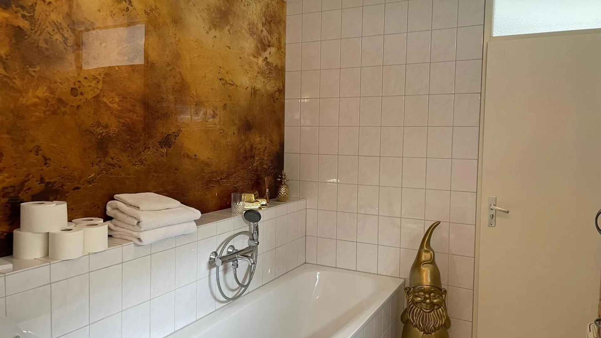 Bed & Breakfast Bnb Goldies II Eindhoven